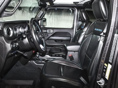 Used 2022 Jeep Wrangler Unlimited Rubicon 4xe w/ Cold Weather Group image 43