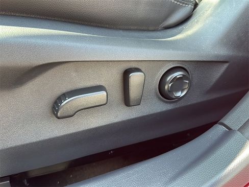 Used 2023 Subaru Outback Limited XT image 23