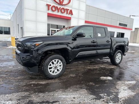 New 2026 Toyota Tacoma SR5 image 6