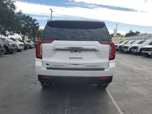 Used 2023 GMC Yukon XL Denali image 8