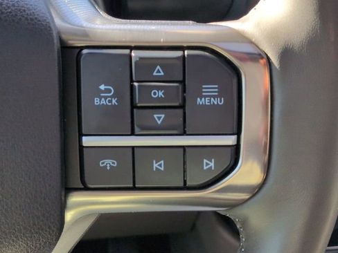 Certified 2025 Ford F250 Platinum w/ Platinum Plus Package image 30