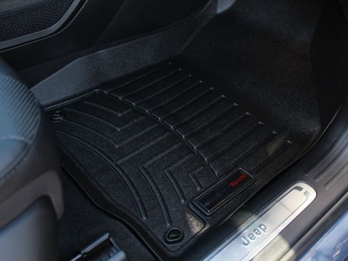 Used 2019 Jeep Cherokee Limited image 22