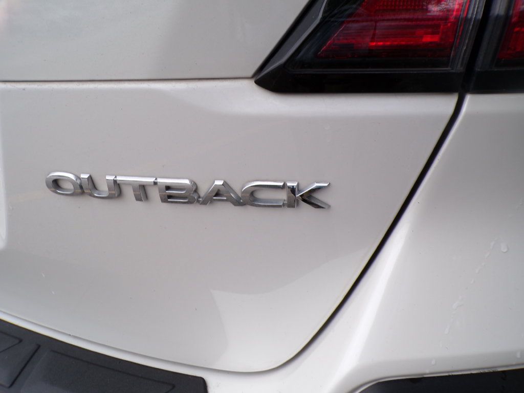 Used 2024 Subaru Outback Premium AWD/4WD image 16