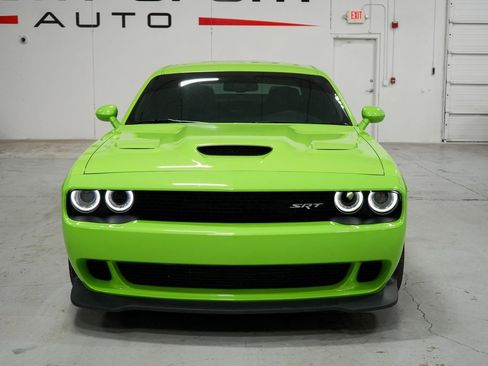 Used 2015 Dodge Challenger SRT Hellcat image 5