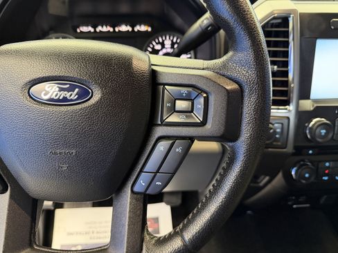 Used 2015 Ford F150 XLT w/ Equipment Group 302A Luxury AWD/4WD image 18