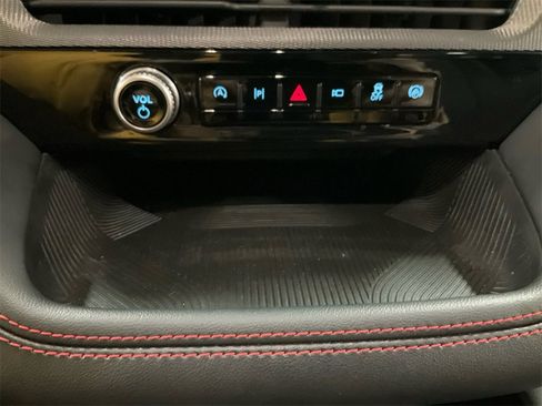 Used 2025 Ford Explorer ST-Line image 21