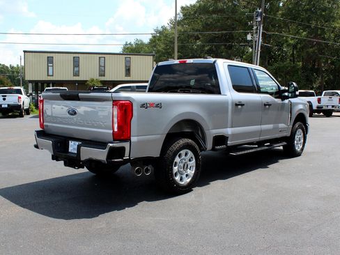 Used 2024 Ford F250 XLT image 13
