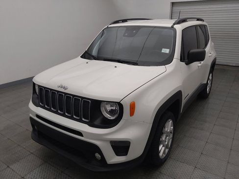 Used 2022 Jeep Renegade Latitude AWD/4WD image 15