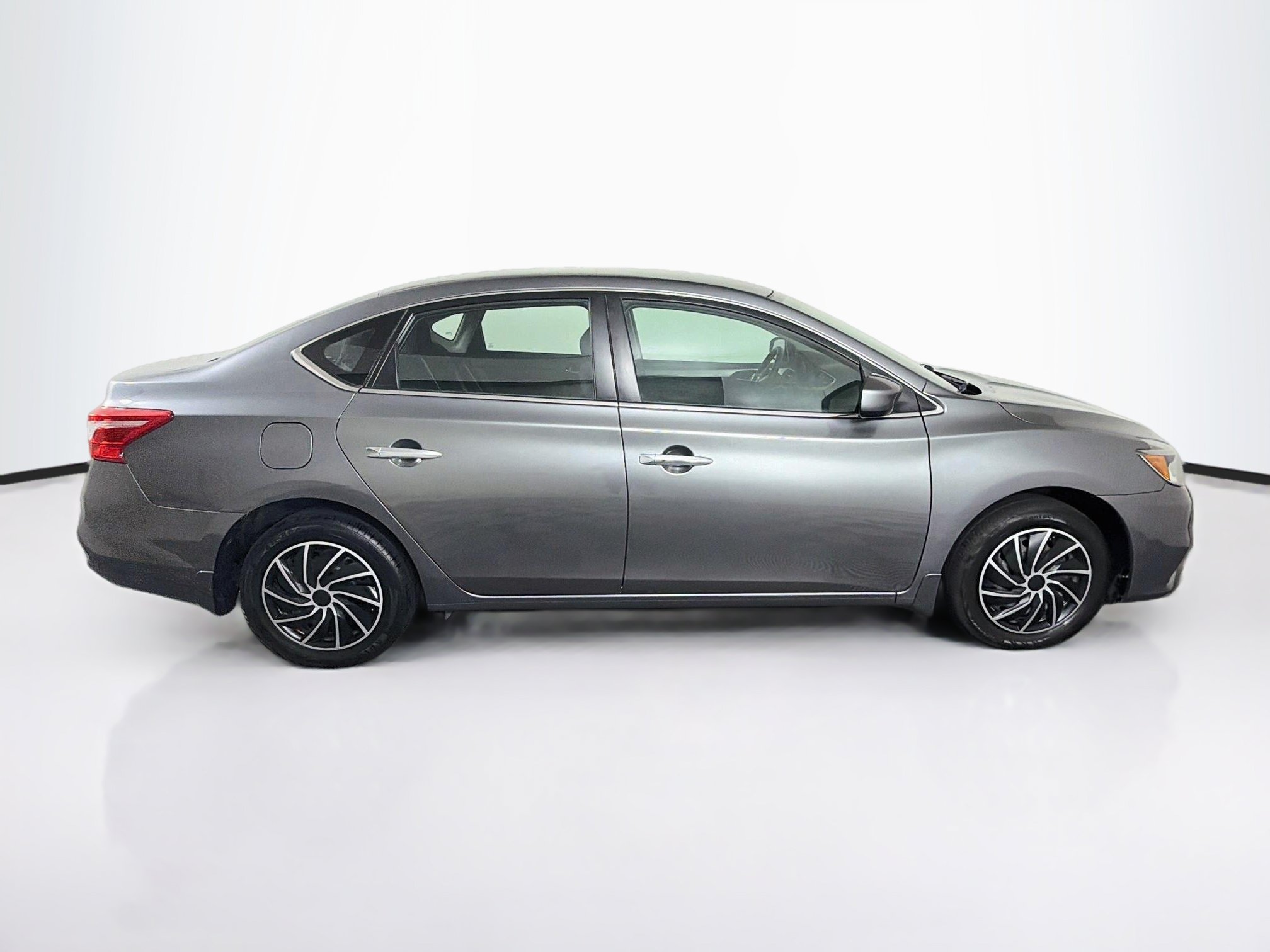 Used 2018 Nissan Sentra S FWD image 10