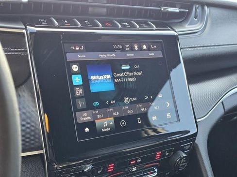 Used 2024 Jeep Grand Cherokee Altitude image 20