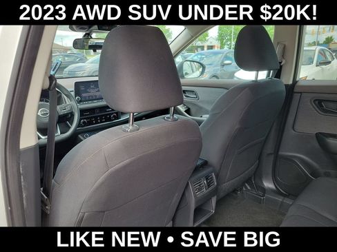 Used 2023 Nissan Rogue S AWD/4WD image 27