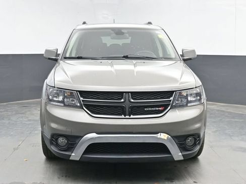 Used 2020 Dodge Journey Crossroad FWD image 3