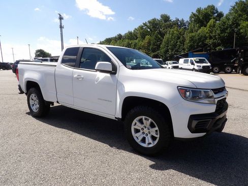 Used 2022 Chevrolet Colorado LT w/ Fleet Safety Package RWD image 10