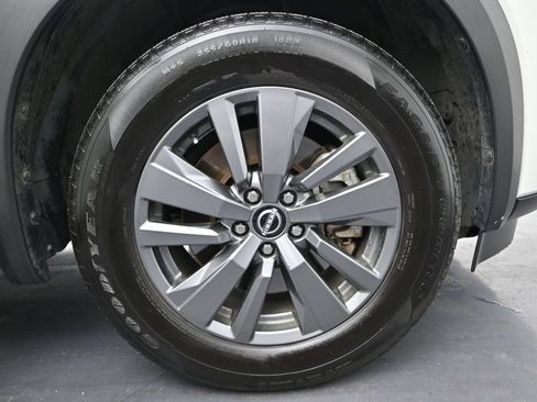 Used 2023 Nissan Pathfinder SV FWD image 6