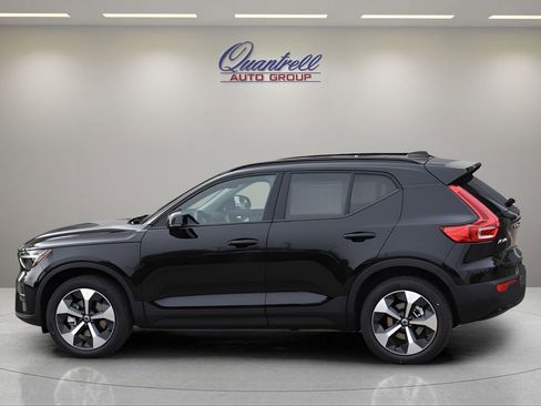 New 2026 Volvo XC40 B5 Core w/ Protection Package Premier image 6