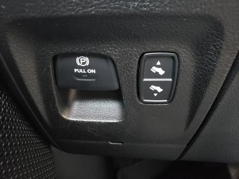 Used 2019 RAM 1500 Big Horn AWD/4WD image 23