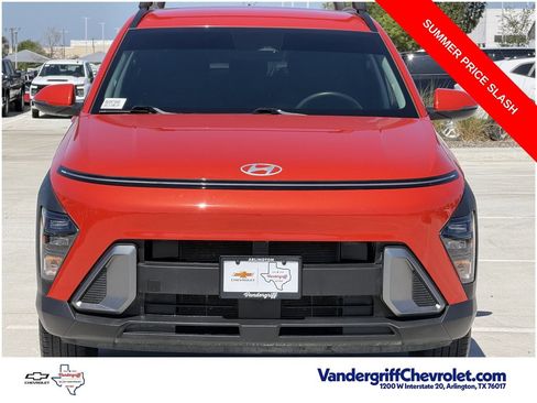 Used 2024 Hyundai Kona SEL FWD image 7