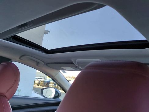 New 2026 MAZDA MAZDA3 Hatchback w/Premium Plus Pkg image 20