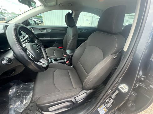 Used 2020 Kia Forte Sedan FWD image 14