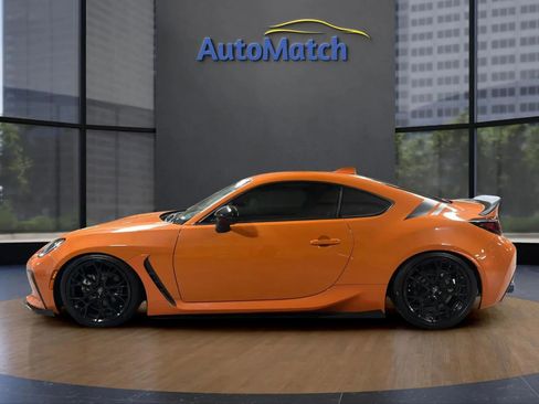 Used 2023 Toyota GR86 10th Anniversary SE RWD image 7