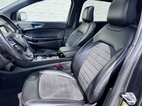 Used 2020 Ford Edge ST-Line w/ Cold Weather Package AWD/4WD image 15