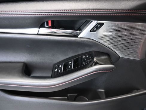 Used 2022 MAZDA MAZDA3 s image 10