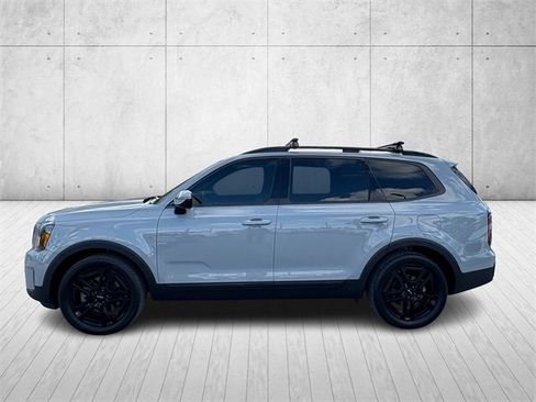 Used 2024 Kia Telluride SX Prestige X-Line image 2