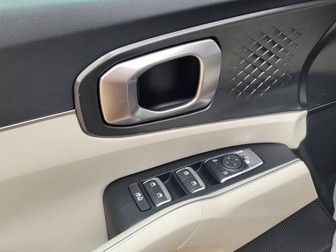 New 2026 Kia Sorento S FWD image 10