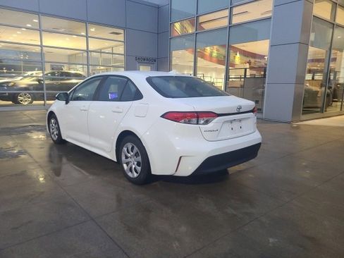 Used 2024 Toyota Corolla LE image 5