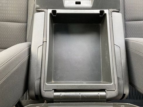 Used 2022 Chevrolet Silverado 1500 Custom image 27