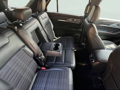 New 2026 Ford Explorer ST-Line w/ ST-Line Street Pack AWD/4WD image 20