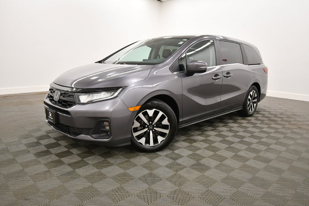 Certified 2025 Honda Odyssey EX-L image 2