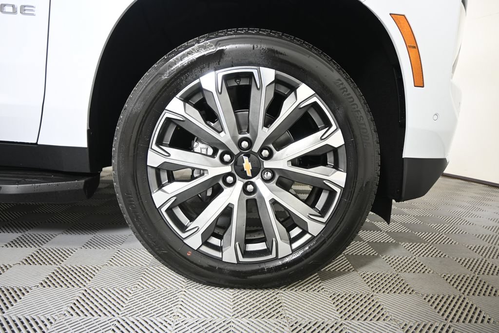 New 2026 Chevrolet Tahoe High Country w/ Sun And Tow Package AWD/4WD image 11