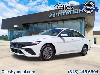 New 2025 Hyundai Elantra Blue