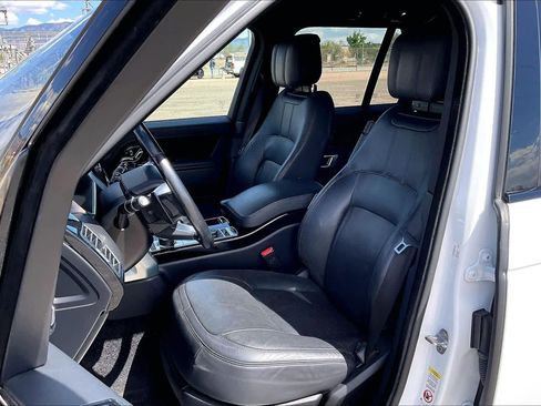 Used 2022 Land Rover Range Rover Westminster Edition image 8