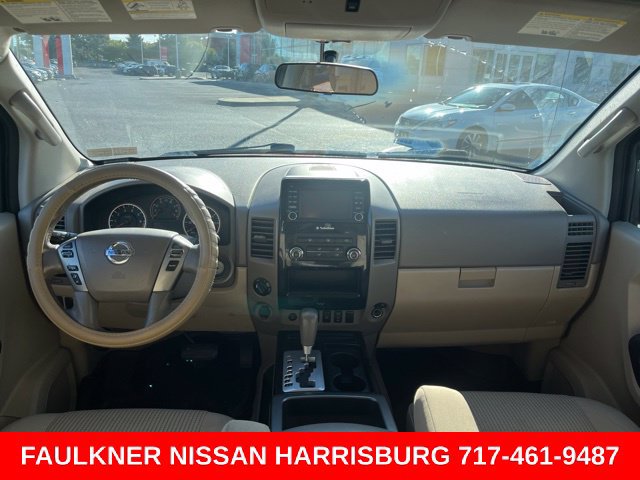 Used 2015 Nissan Titan SV w/ SV Value Truck Package AWD/4WD image 12