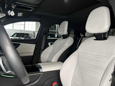 Certified 2025 Mercedes-Benz GLC 300 GLC 300 image 22