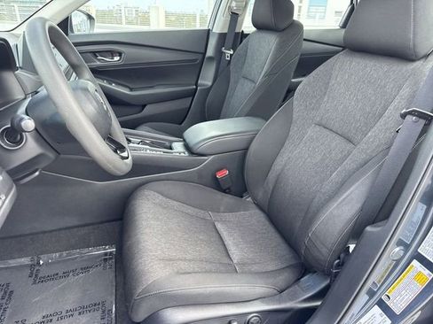 Used 2023 Honda Accord EX image 11