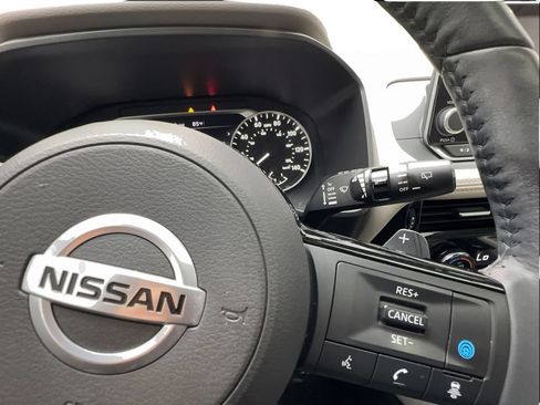 Used 2021 Nissan Rogue SL FWD image 40