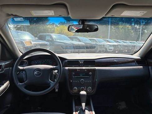 Used 2013 Chevrolet Impala LS FWD image 8