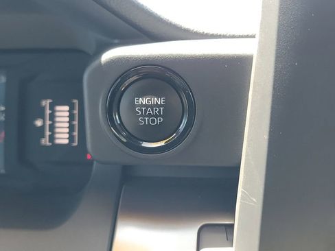 Certified 2025 Toyota Tacoma SR5 RWD image 22