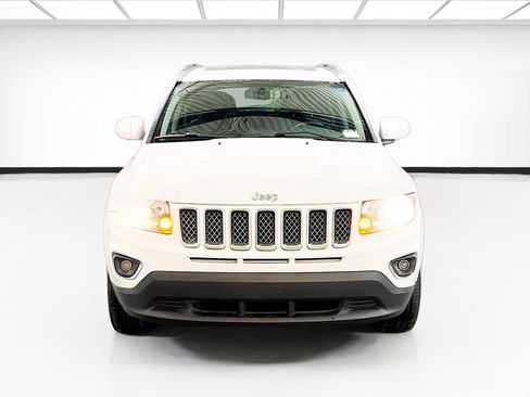 Used 2017 Jeep Compass High Altitude AWD/4WD image 2