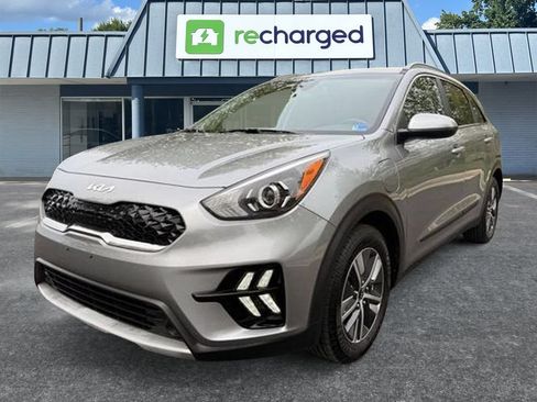 Used 2022 Kia Niro LXS FWD image 1