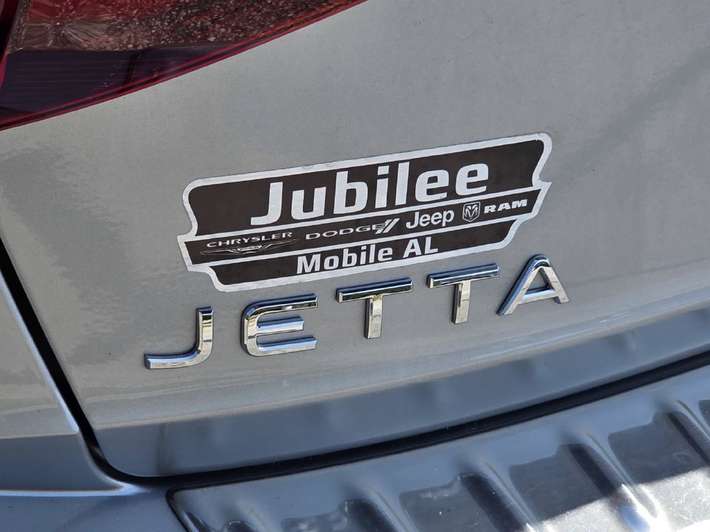 Used 2023 Volkswagen Jetta SEL FWD image 28