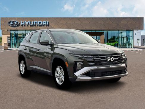 New 2026 Hyundai Tucson SE image 11