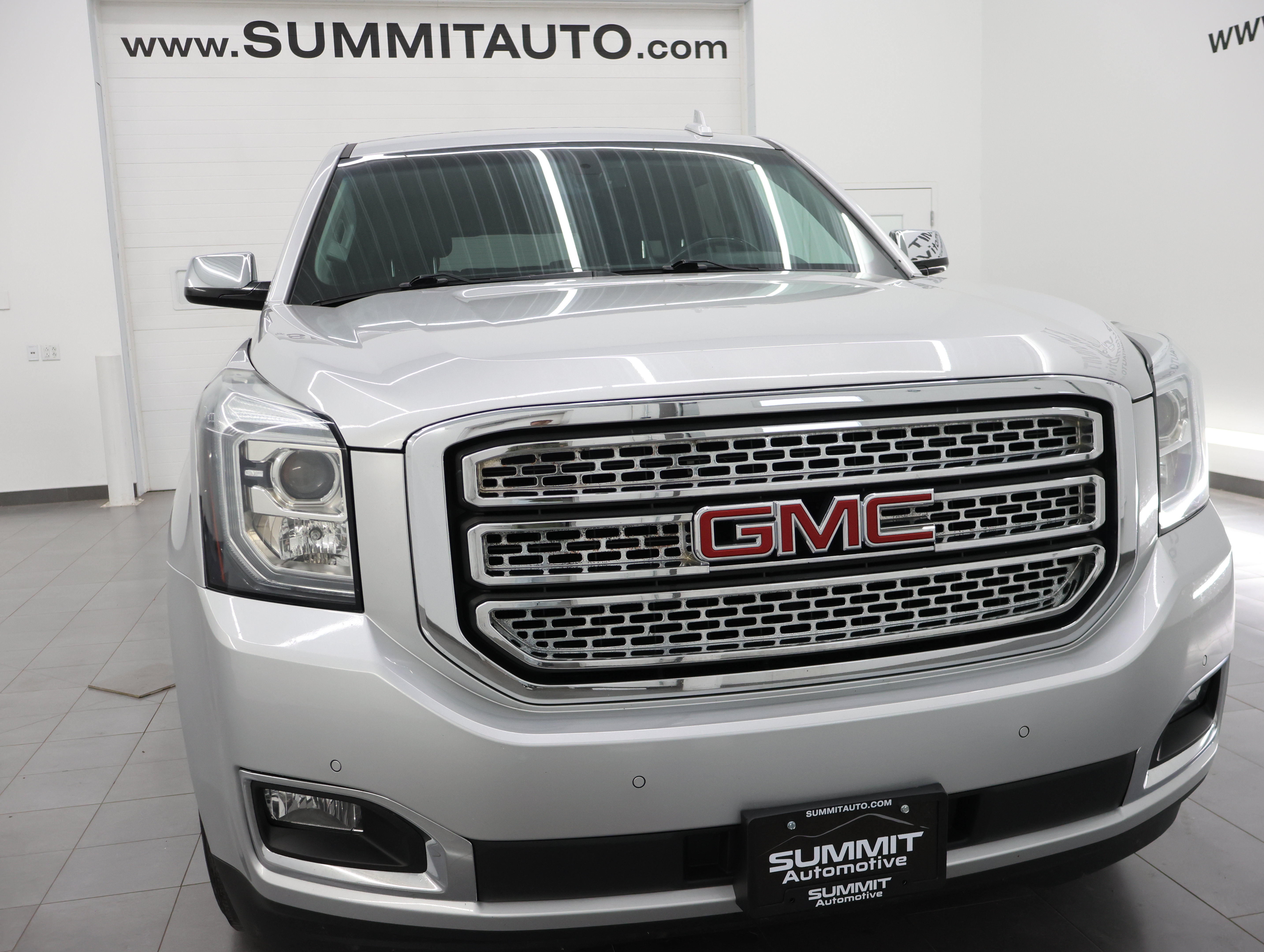 Used 2018 GMC Yukon SLE w/ SLE Value Package AWD/4WD image 21