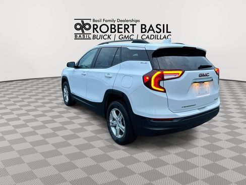 Used 2023 GMC Terrain SLE w/ Driver Convenience Package AWD/4WD image 6
