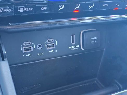 Used 2023 Jeep Grand Cherokee 4WD 4xe image 28