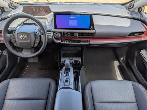 Used 2024 Toyota Prius Prime Premium w/ Advanced Technology Package FWD image 4
