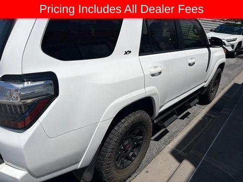 Used 2024 Toyota 4Runner SR5 Premium w/ Moonroof Package AWD/4WD image 19